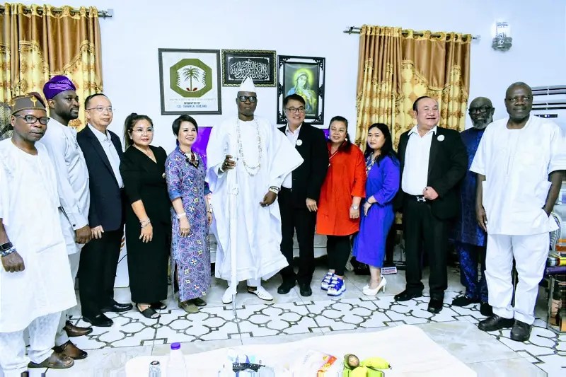 Iba Gani, Aareonakakanfo of Yoruba land,Abiodun Ige Adam host Thailand business&nbsp;team