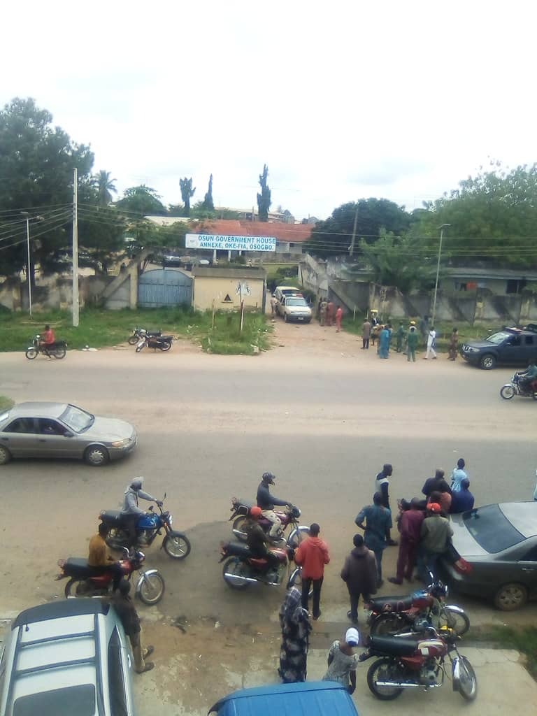Gunshots Heard As Immigration, Amotekun Clash In&nbsp;Osun