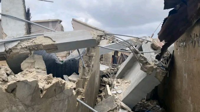 BREAKING: Building With Over 800 Rooms Collapses In Lagos