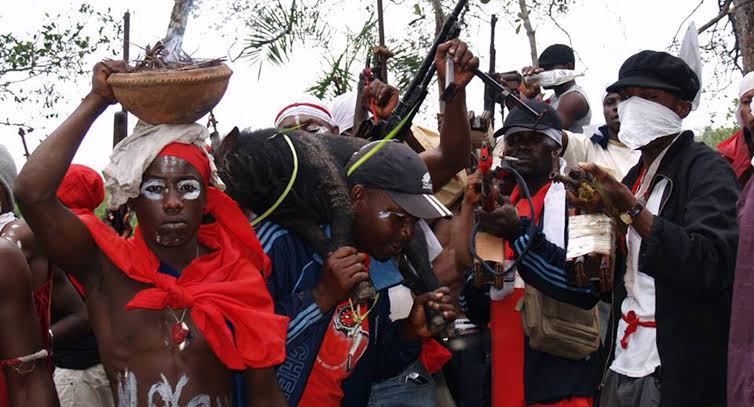 JUST-IN : Suspected Rival Cult Groups Clash In Osun, two gunned&nbsp;down