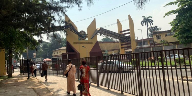 BREAKING: After meeting with NANS, UNILAG reduces&nbsp;fees