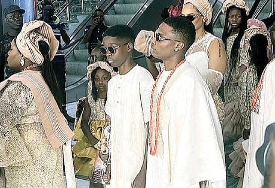 I’ve Never Felt This Much Pain, Wizkid Cries At Mum’s Funeral