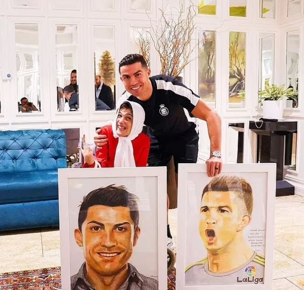 Cristiano Ronaldo Sentenced To 99 Lashes For Hugging Woman While Taking&nbsp;Photo
