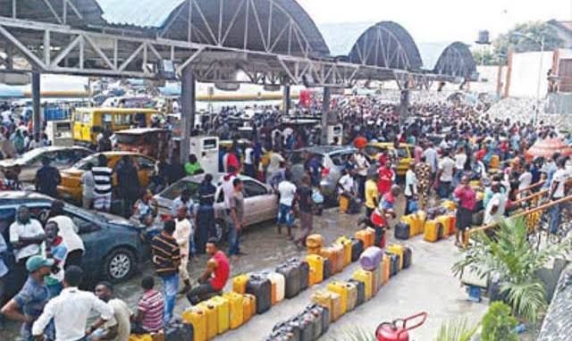 Again, Niger, Benue, Kano Marketers Hike Fuel, Gives&nbsp;Reason