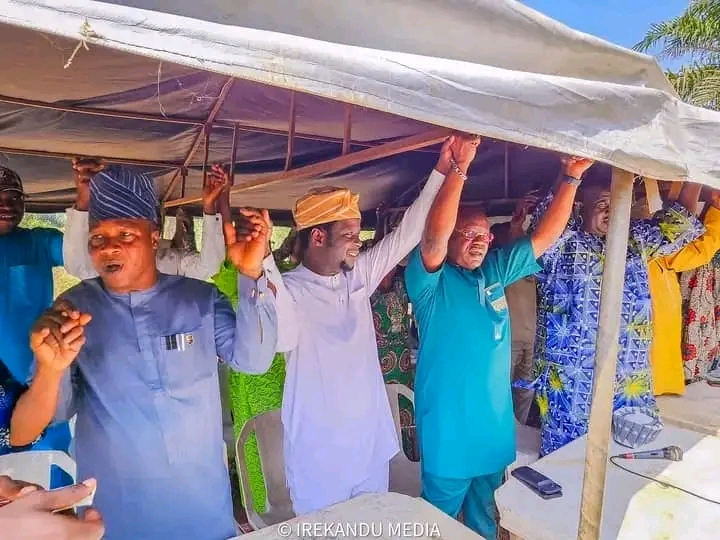 Irekandu Plays Host to Obokun PDP Party&nbsp;Member