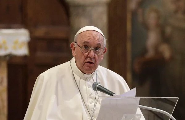 Pope Grants Authorization for Priests to Officiate Same-Sex&nbsp;Marriages