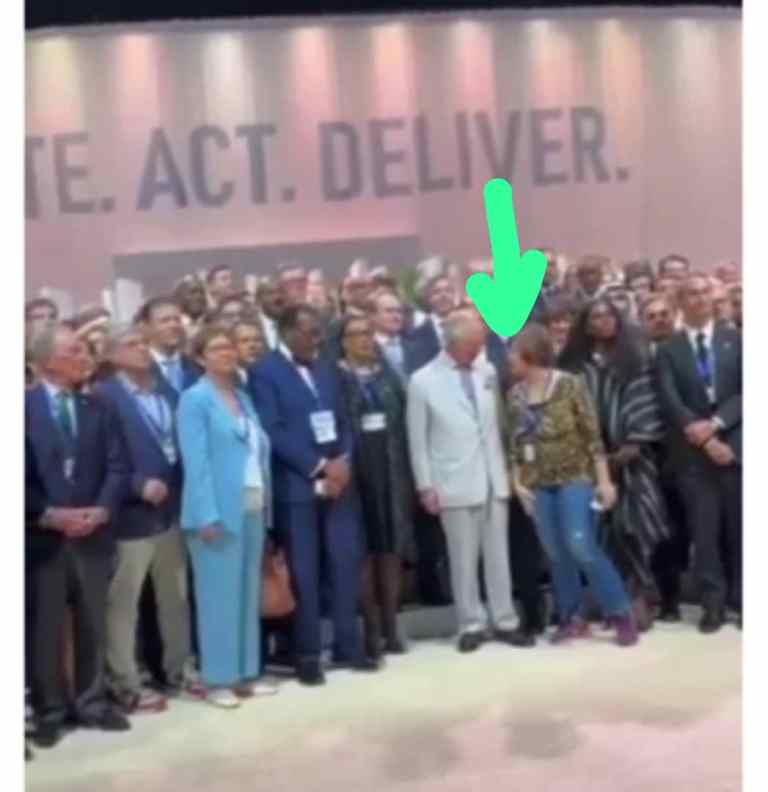 TRENDING VIDEO: Lady Blocks President Tinubu As World Leaders Take Pictures With King&nbsp;Charles