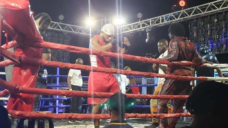 Charles Okocha Suffers Defeat to Portable in Celebrity Boxing&nbsp;Match