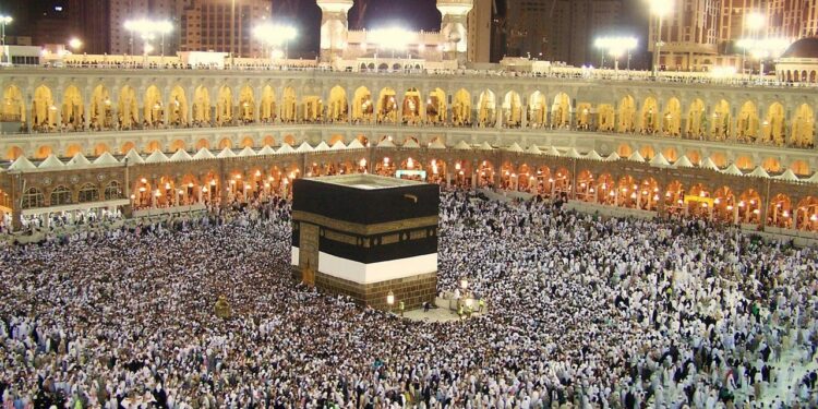 Federal Government Grants Approval to Three Airlines for 2024 Hajj Pilgrim&nbsp;Airlift