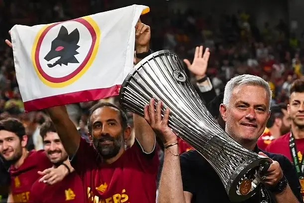 Mourinho’s Farewell after being sacked : “Goodbye,&nbsp;Roma”