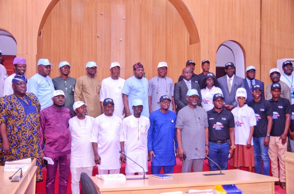 Osun Speaker Pledges Dedication to Universal Health Coverage on World Health Day&nbsp;Commemoration