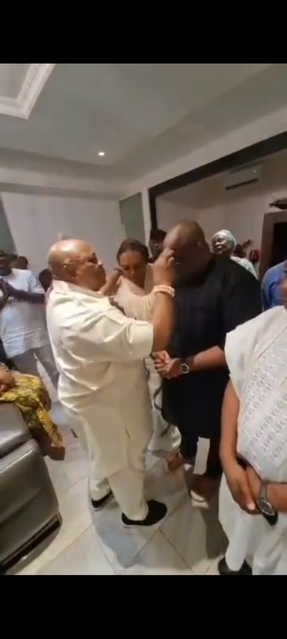 Governor Adeleke Praying For Dele Momodu & His Wife (Pics,&nbsp;Video)