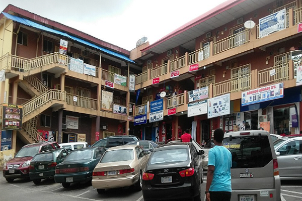 Reps urge Fed Govt, Army to reopen Abuja&nbsp;plaza