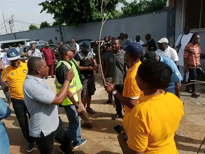 Labour Arrives SGF Office For Closed-Door&nbsp;Meeting