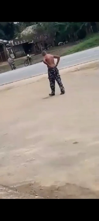 Policeman Suddenly “Ran Mad” In Akwa&nbsp;Ibom