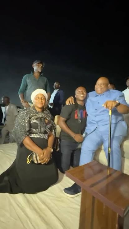 Man Sentenced To Death For Stealing A Fowl Meets Governor Adeleke After&nbsp;Pardon