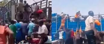 Angry Gombe Youths Loot Seyi Tinubu’s Ramadan&nbsp;Palliative