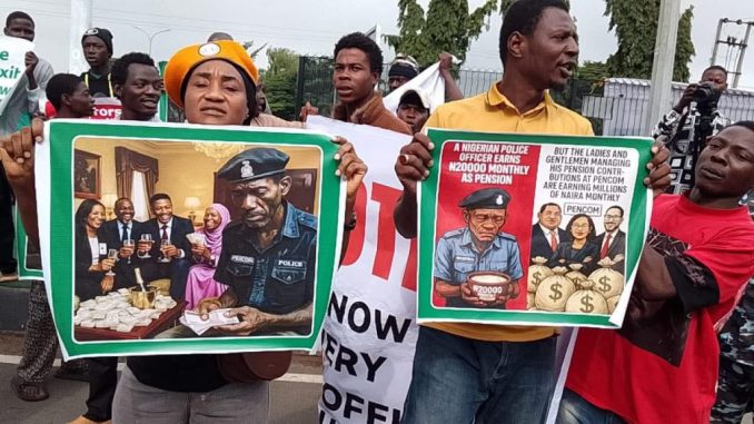 Protest Erupts In Abuja&nbsp;(Photos)